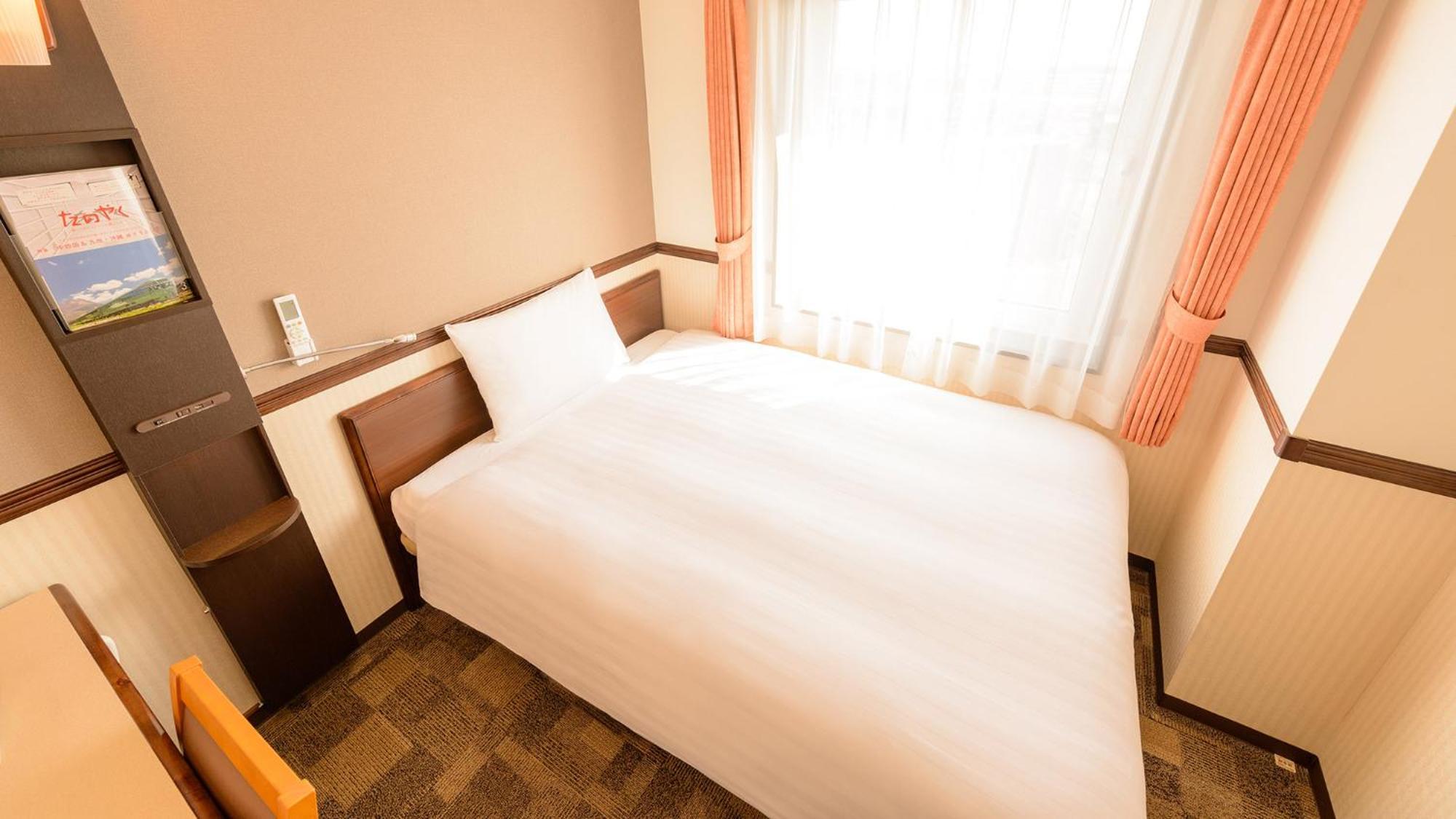Toyoko Inn Toyama-Eki Shinkansen-Guchi No.2 Szoba fotó